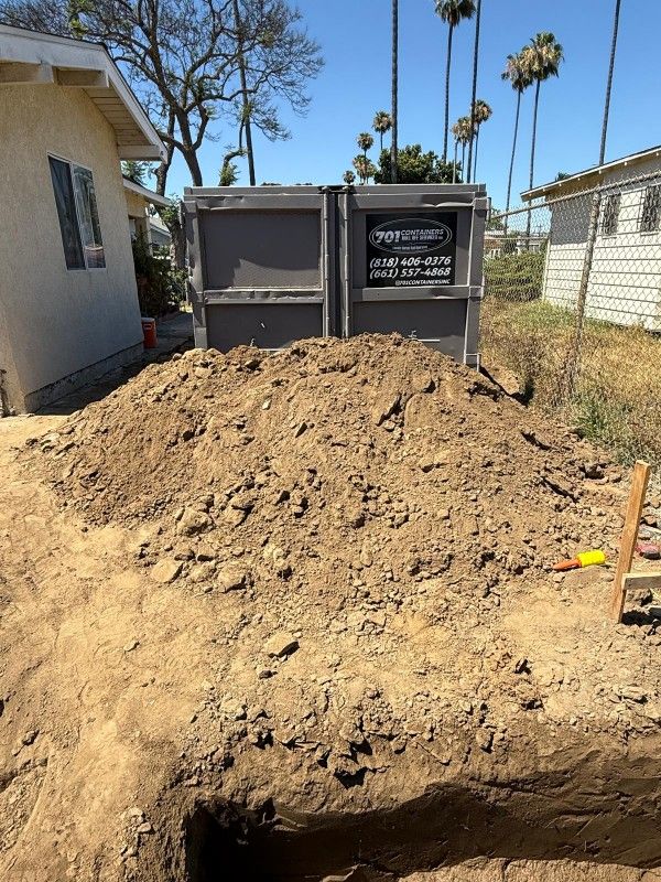 Free Dirt, Tierra Gratis