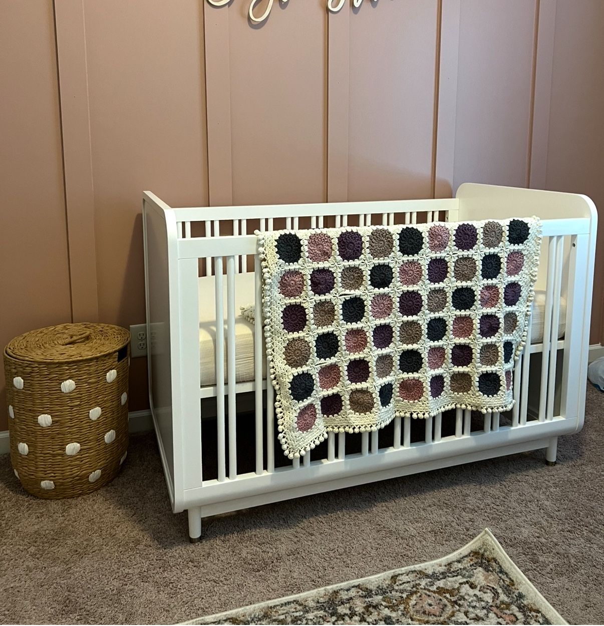 Crate Barrell Arlo White And Gold Crib