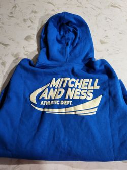 Mitchell & Ness medium hoodie