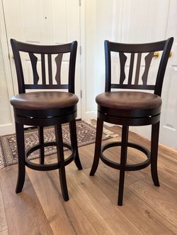Set of 2 Swivel Counter Stools
