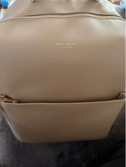 Mina baie