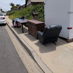Free Stuff: Furniture From Move