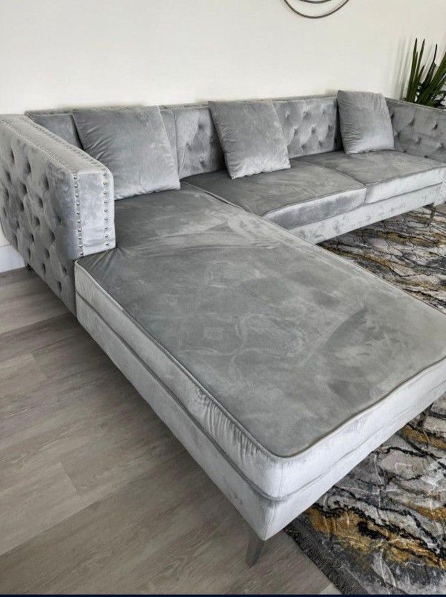 Brand new sectionals sofas couches in box// Home delivery available🏠// Finance available $49 down. ‼️PRICE DROP‼️
