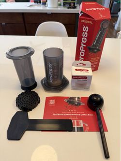 Aeropress Coffee Maker - Like New