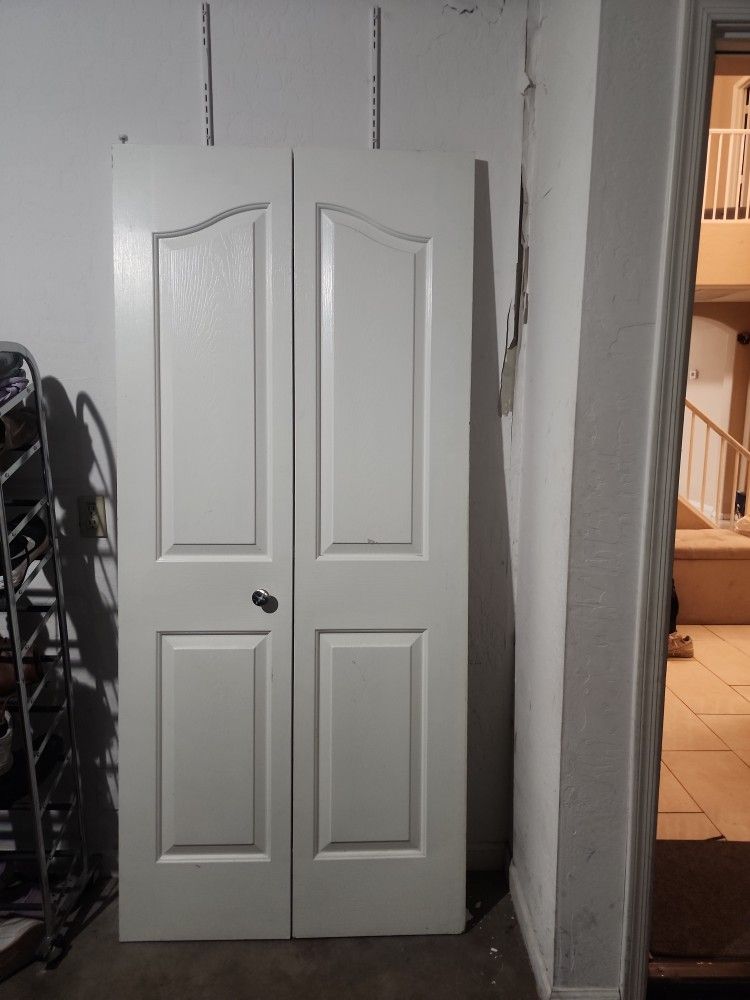 4 panel Door- Best offer can take it