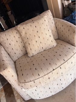 Lazyboy oversized swivel chair (loveseat)