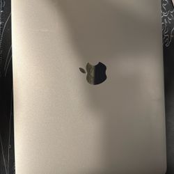 MacBook Air 13-inch 2019