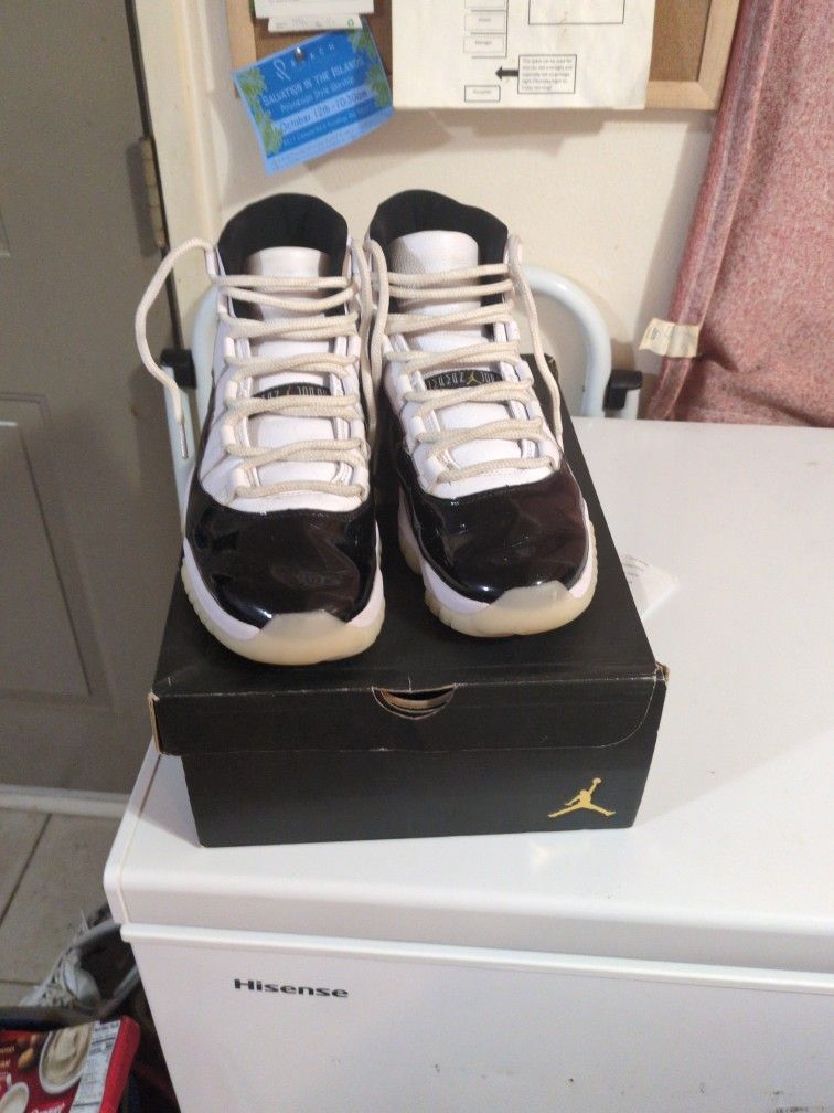 Jordan 11 Retro (Black)