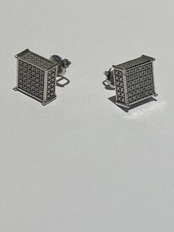 Pair of Silver 925 Earrings with Real Diamonds