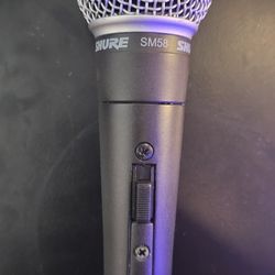Shure SM58 Microphone