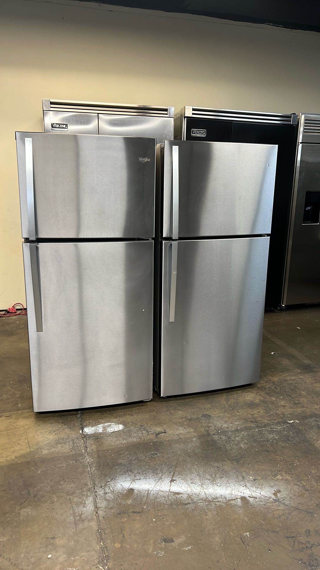 Whirlpool Stainless Steel Top Freezer Refrigerator Apartment Size