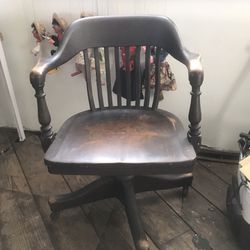1920’s Antique Solid Wood Desk Chair
