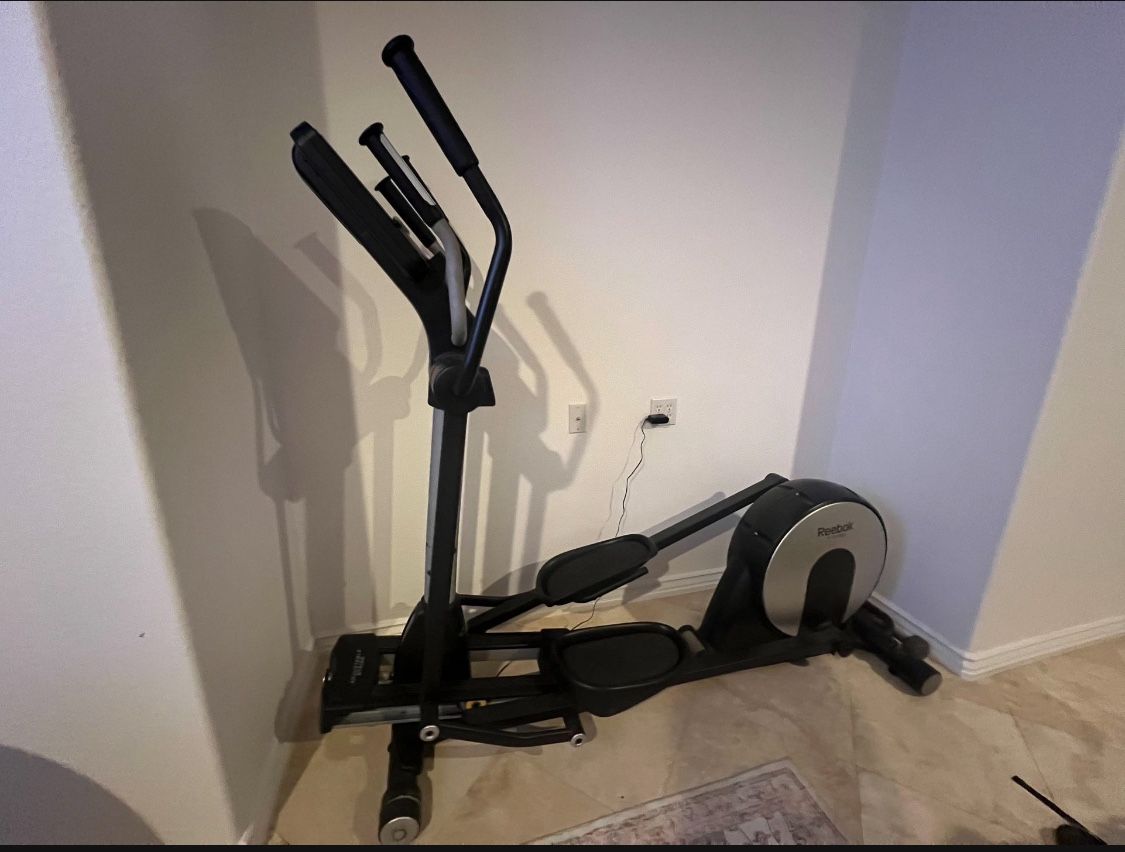 Elliptical Machine Space Walk Stepper