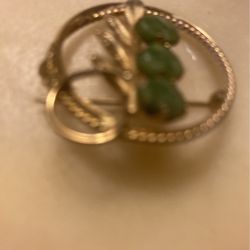 Mid Century Gold Filled Circle Pin W/ Jade 
