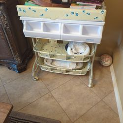 Baby Diego Changing Table With Bathtub