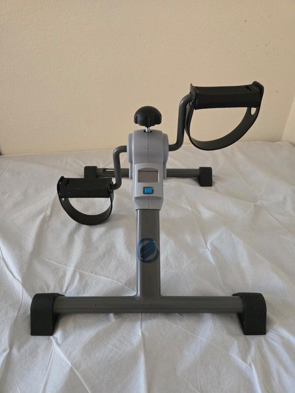 Bicycle (Foot) for Seniors