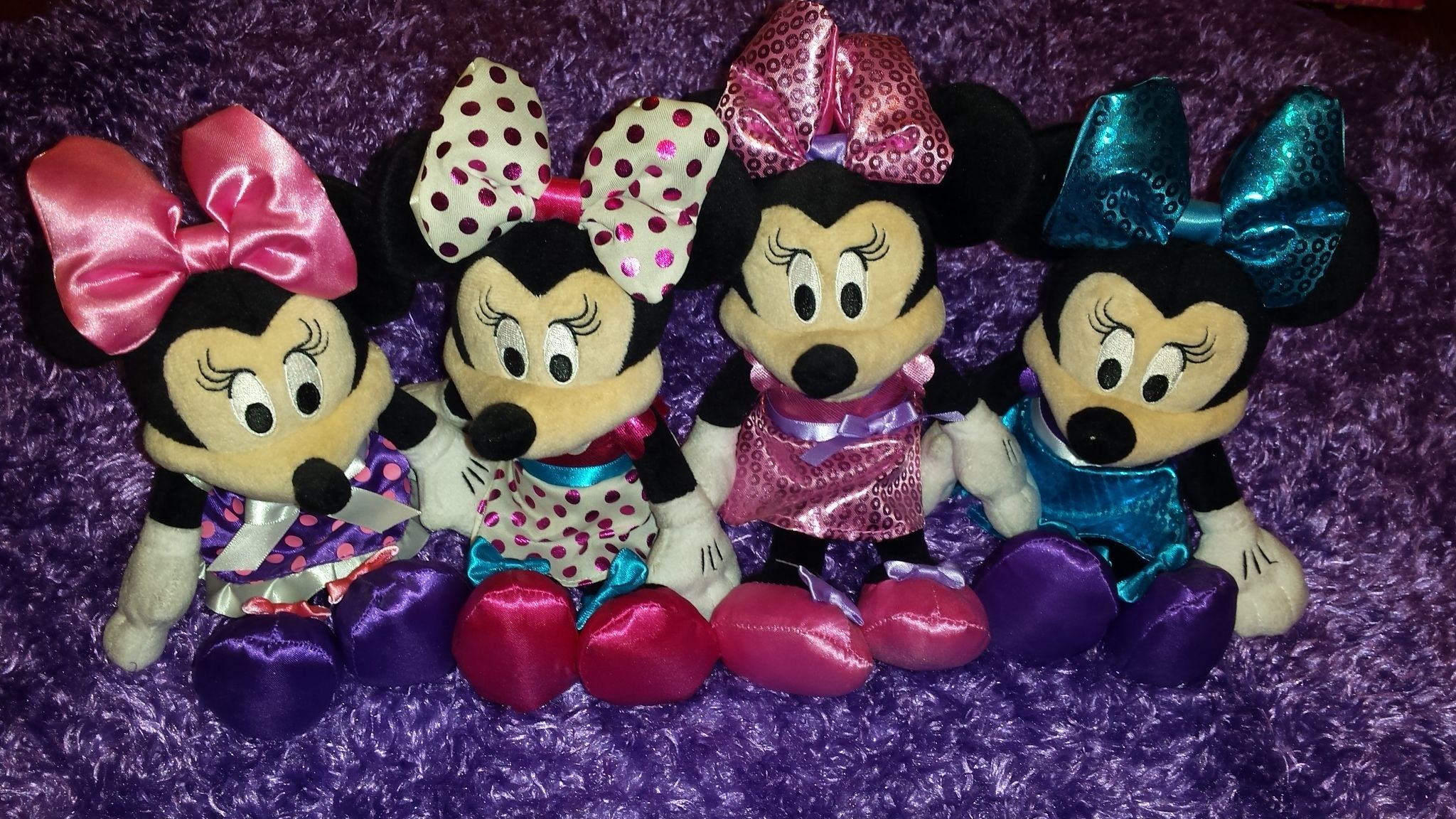 Minnie Mouse Plush Lot