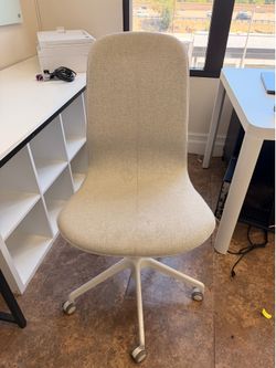 Modern Upholstered Rolling Office Chair