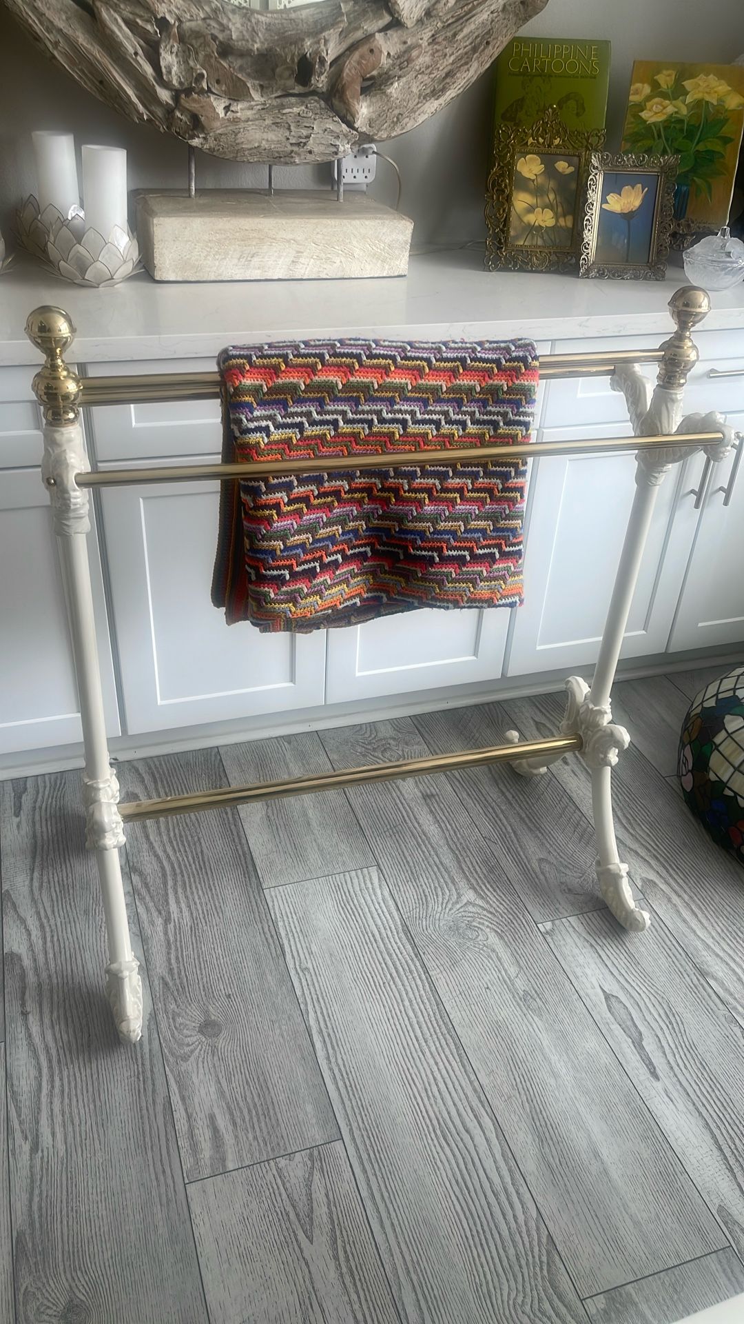 Elliot's Designs Vintage Quilt Blanket Rack
