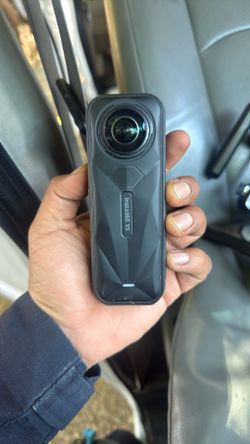 Insta 360 x5