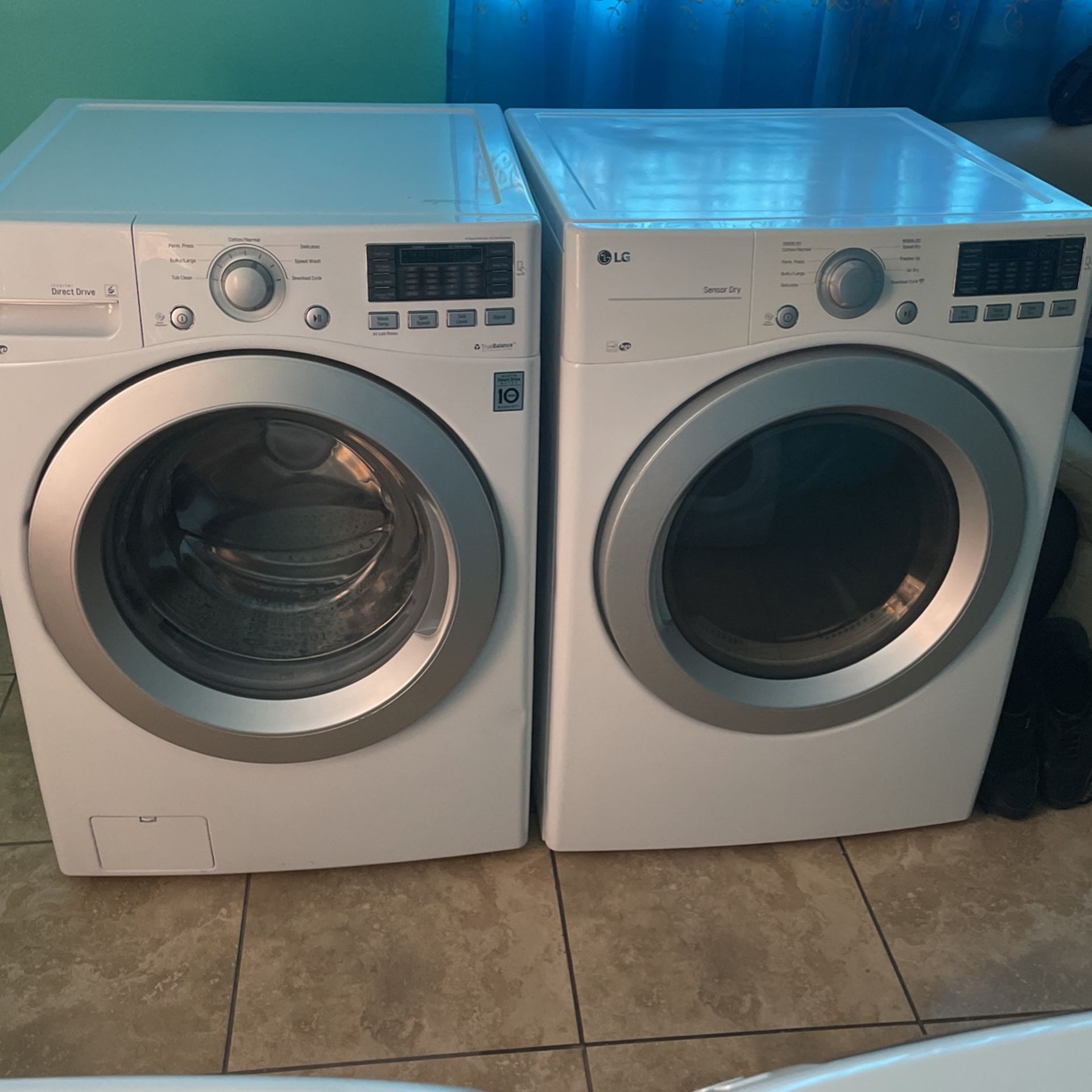 Lavadora Y Secadora LG En Buen Estado
