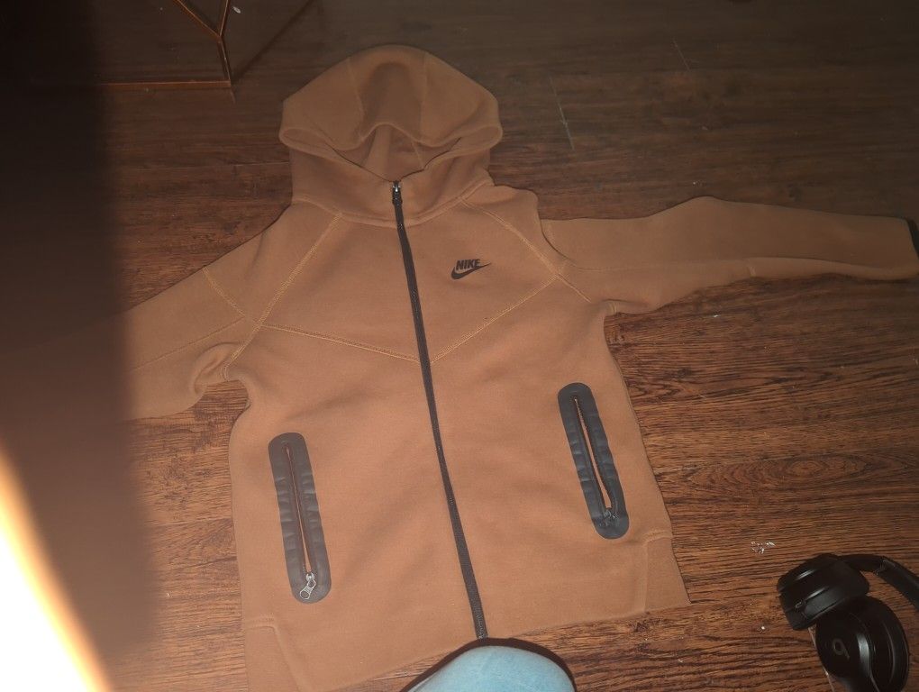 Nike Kids Size Medium