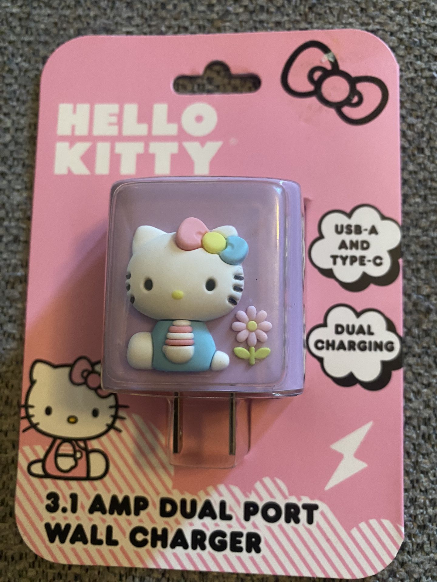Hello Kitty Block Charger New 