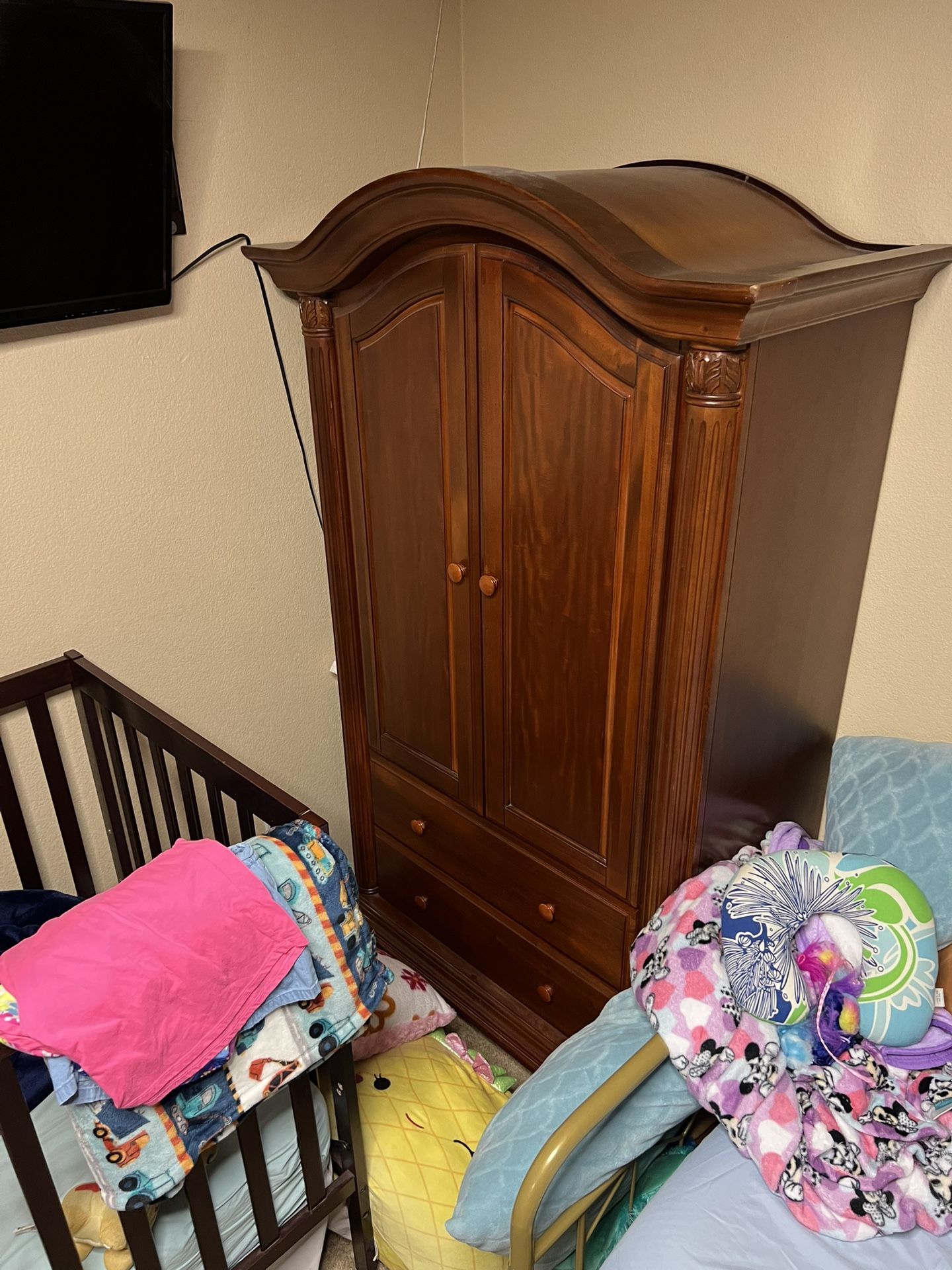 Furniture Dresser Armoire Drawers Cabinets