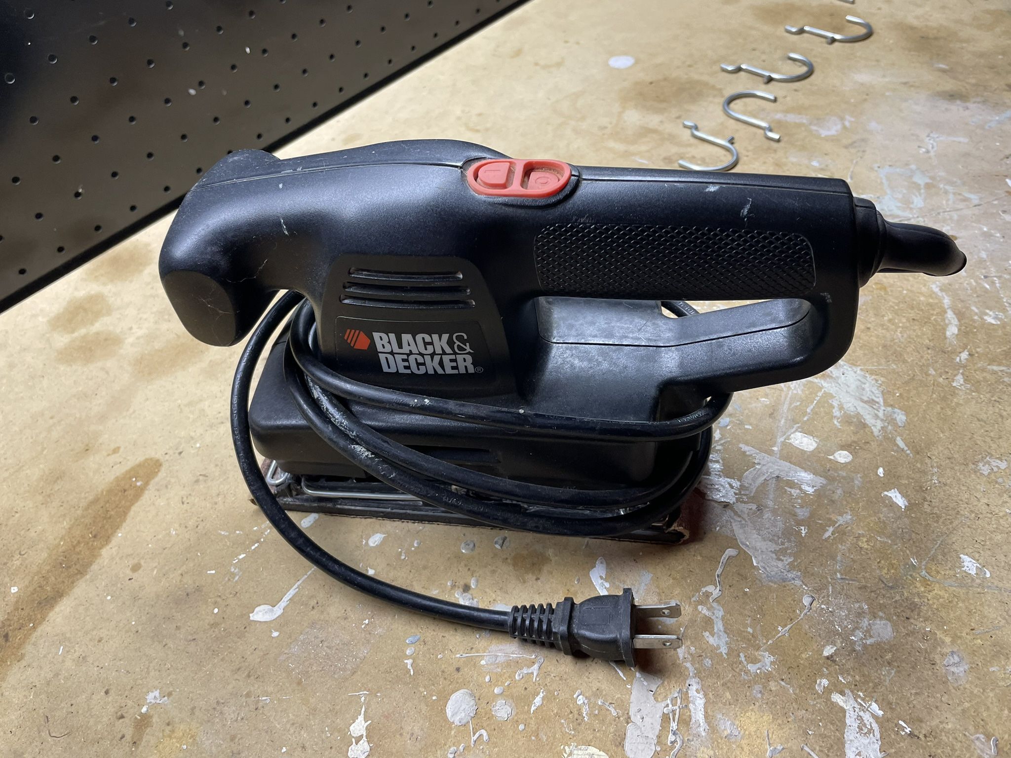 Black & Decker Electric Sander
