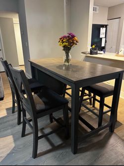 Ashley Furniture Caitbrook 5-Piece Counter Height Dining Set