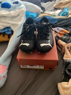 puma soccer cleats sz 11