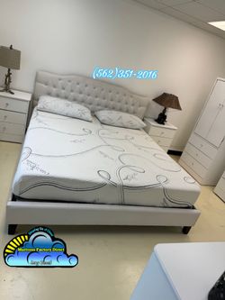 King memory foam mattress and Boxspring bed set new Colchon y tambor