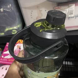 Sport use Water bottle XL new 