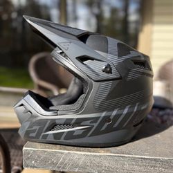 Answer AR1 V2 Bold Helmet – Size Small – Black/Dark Grey
