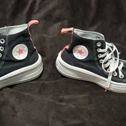 Converse Size 4 