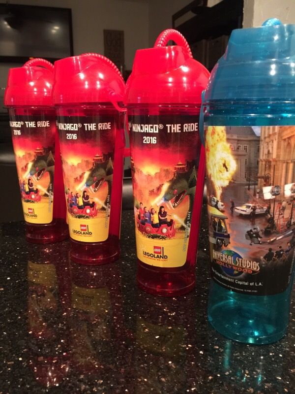 Refillable souvenir cups from Legoland (3) and (1) from Universal Studios ALL 4 CUPS FOR $12