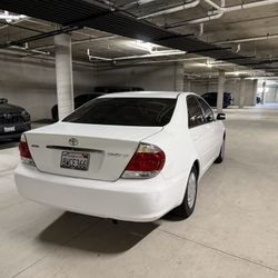 2005 Toyota Camry 