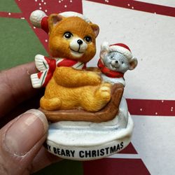 Vintage Russ Berrie VERY BEARY CHRISTMAS Mini Bear Figurine Made in Sri Lanka