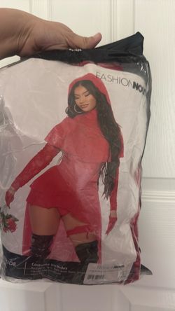 Costume