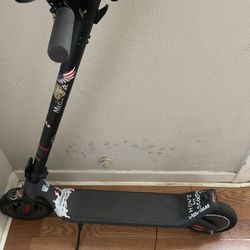 Electric Scooter/ Used /  Phase Wire need repair/No trades!! please Read DESCRIPTION 