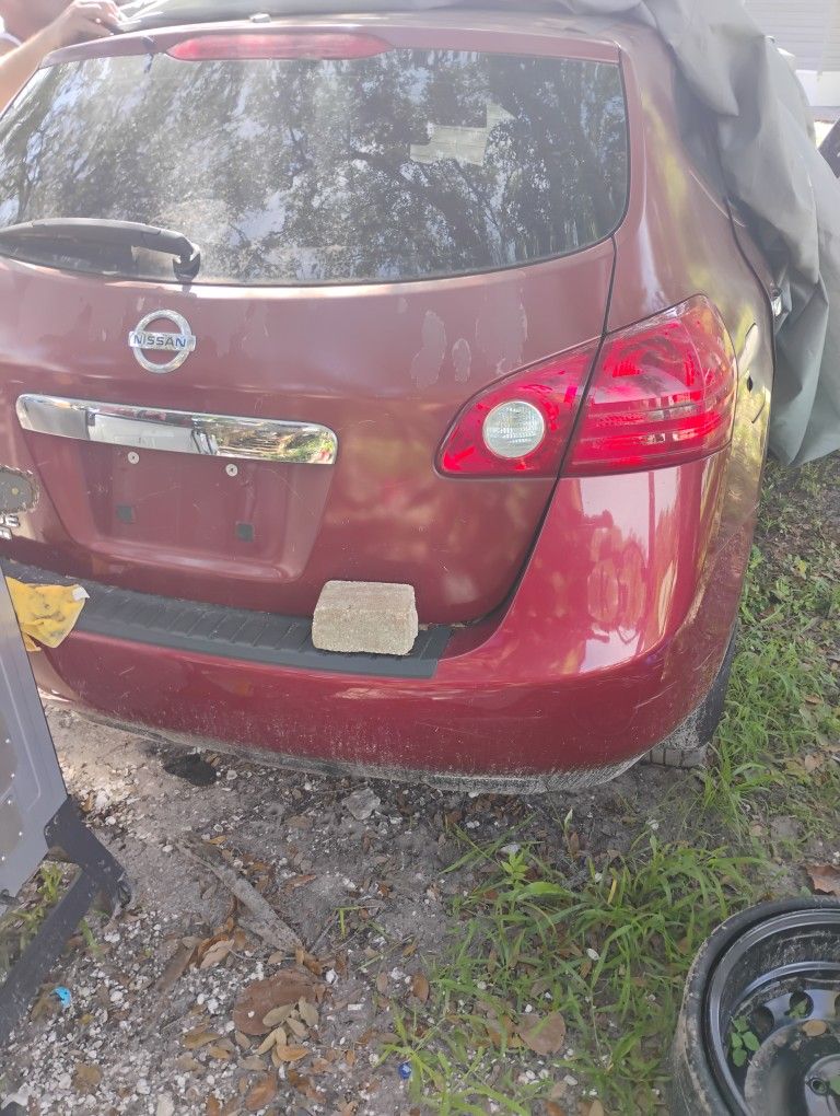 Nissan Rogue Parts