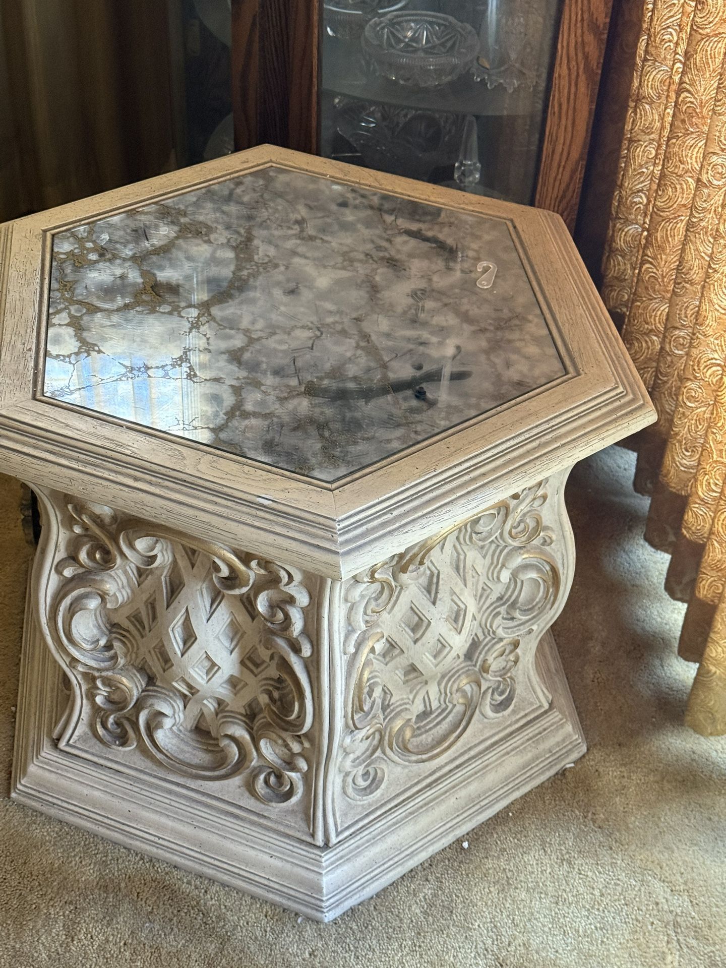 End Table  $25 Each 