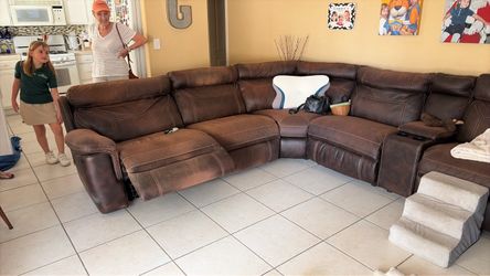 Sectional couch