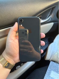 iPhone XR 64Gb - Black / unlocked