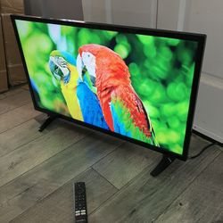 Insignia™ - 32" Class F20 Series LED HD Smart Fire TV