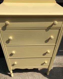 Rubbermaid 4 Drawer Storage Unit Dresser for Sale in Wareham, MA - OfferUp