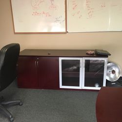 Credenza/entertainment Center