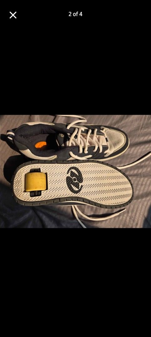 Heelys Size 11 - Near Mint W/tool