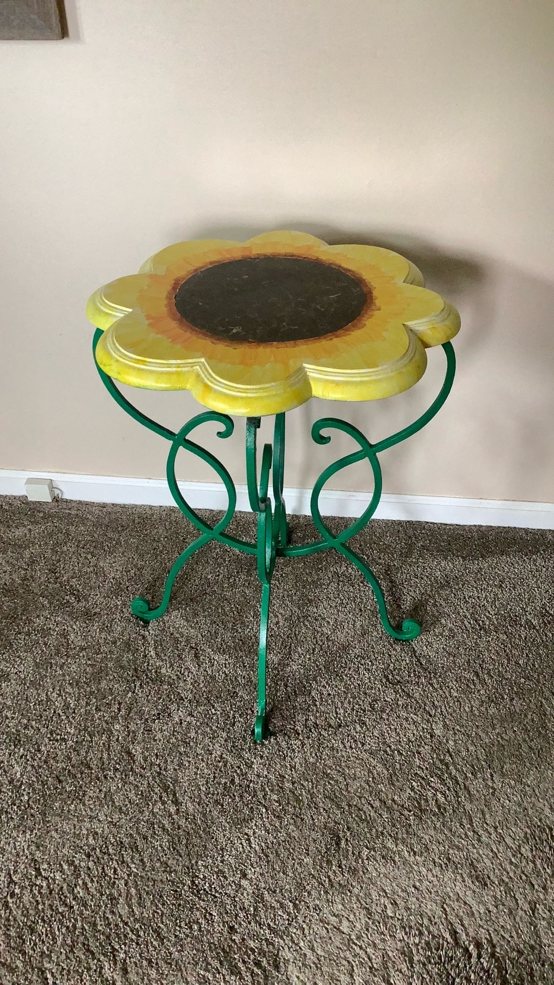 Sunflower Table ~ Hand painted And Beautiful!