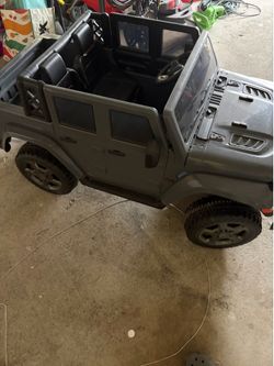Jeep gladiator powered ride on